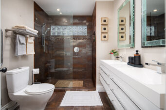 1420 25th Street, West Vancouver - MEDITERRANEAN STYLE DUNDARAVE FAMILY HOME!